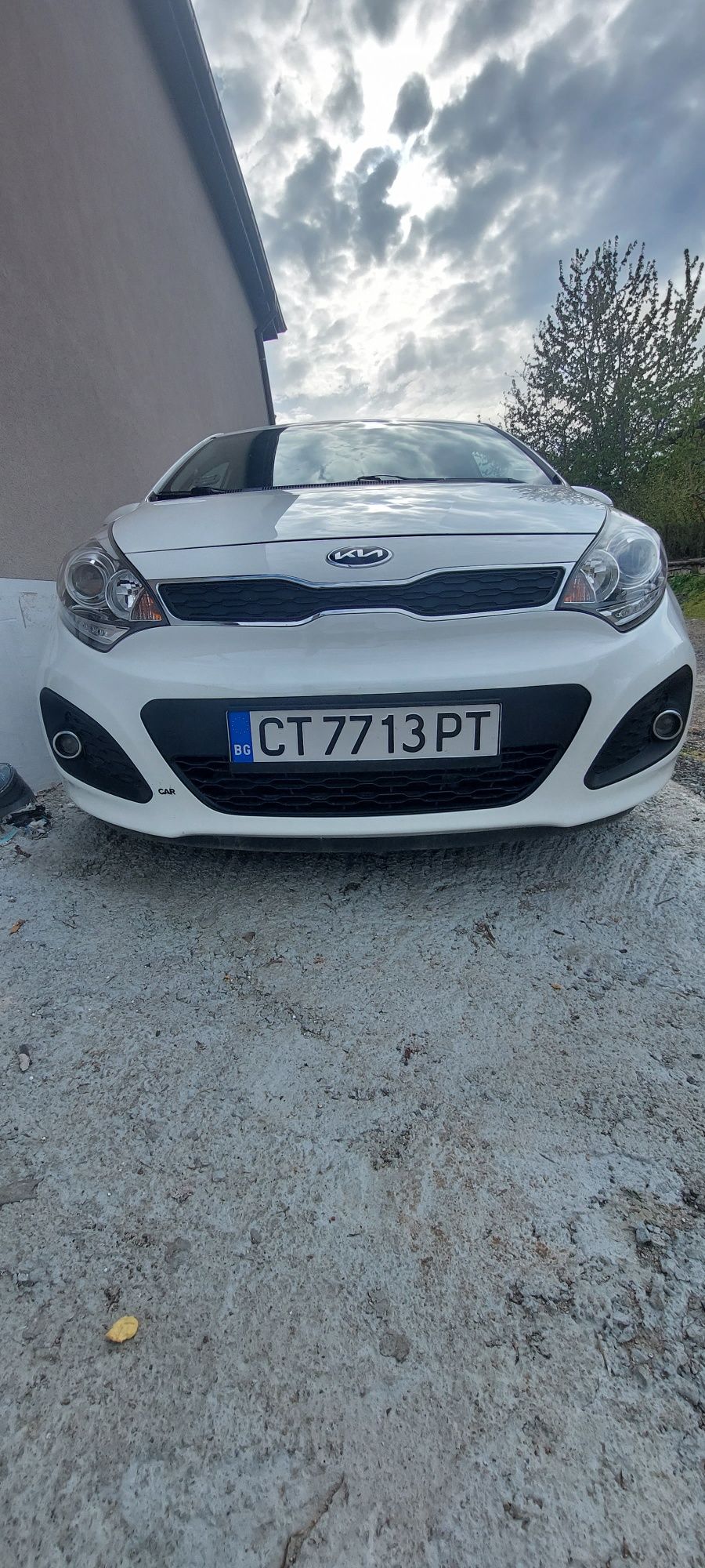 Кия Rio 1.4crdi 90k 2013