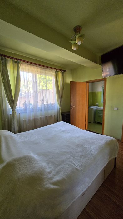 Vand sau schimb vila in zona UTA str Paltinului nr 11a