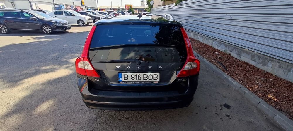 Vând Volvo V70 2011