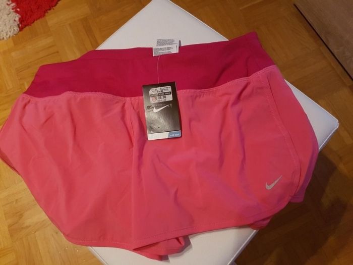 Pantaloni scurti pentru sport Nike