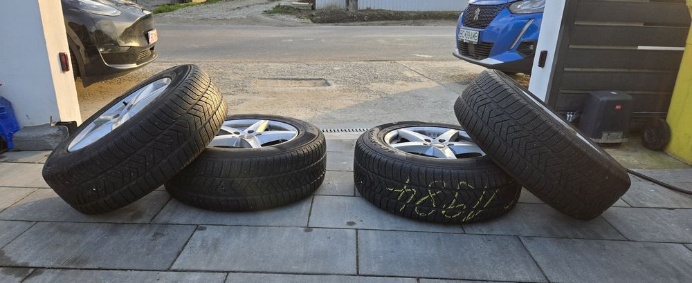 jante cu anvelope iarna pentru audi Q5 și opel 205 55 r16
