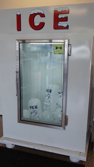 Vitrina frigorifica profesioana pentru gheata cu o usa