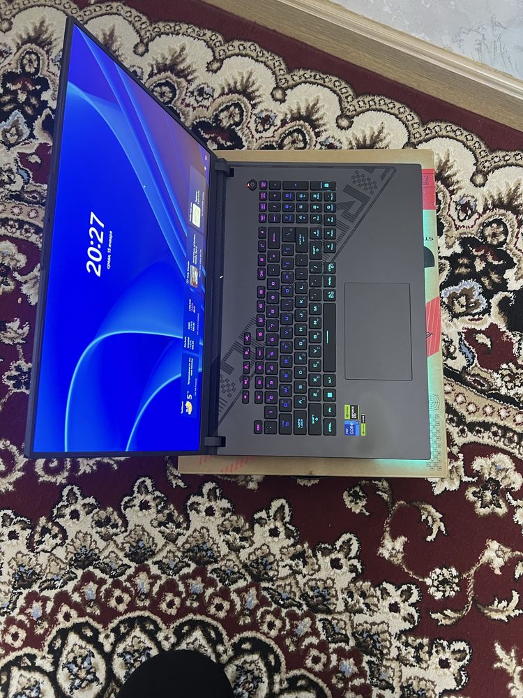 Asus Rog Strix G18