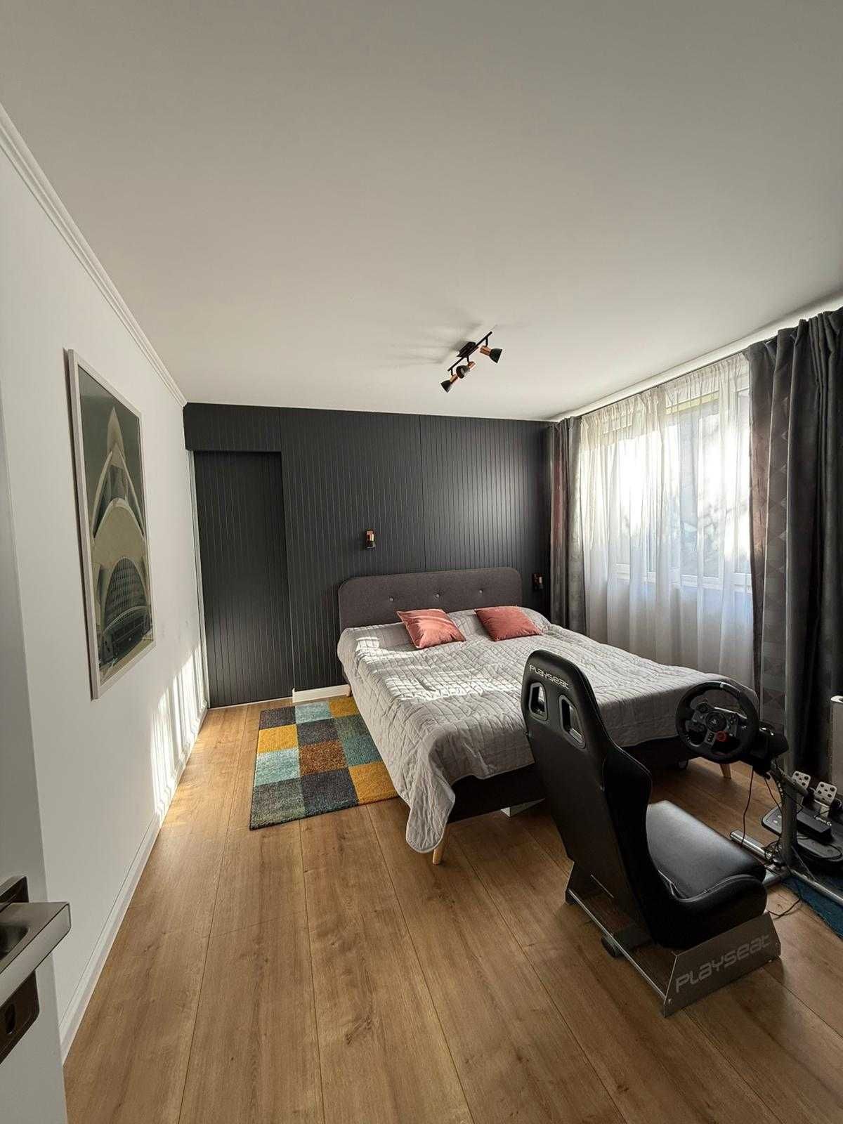 Proprietate cu 2 apartamente in casa, zona Andrei Muresanu 4+2 camere