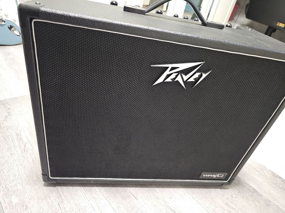 комбо усилитель для электро и электроакустической гитары peavey vypyr