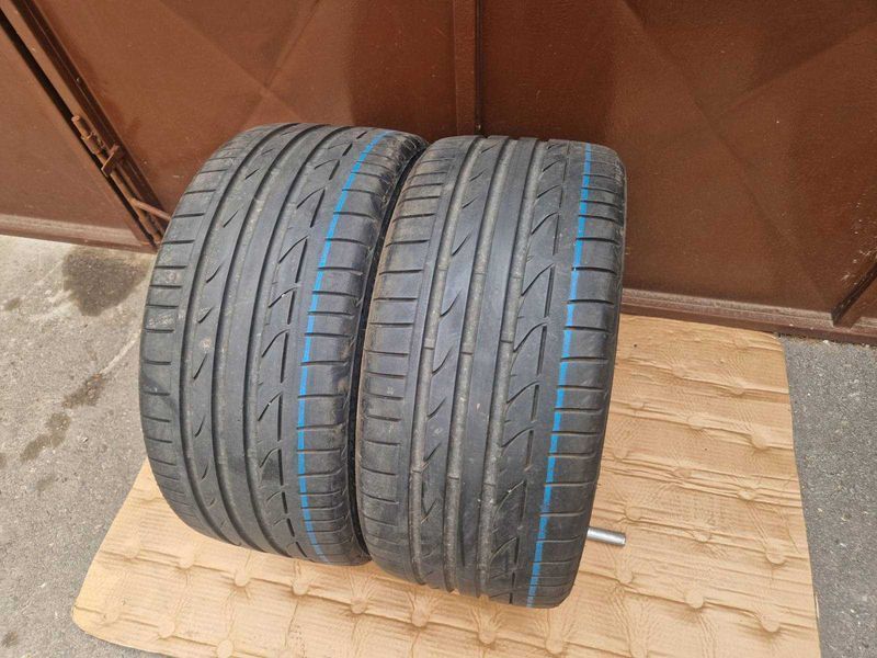 2 Bridgestone R18 245/35
летни гуми Runflat 
DOT4518