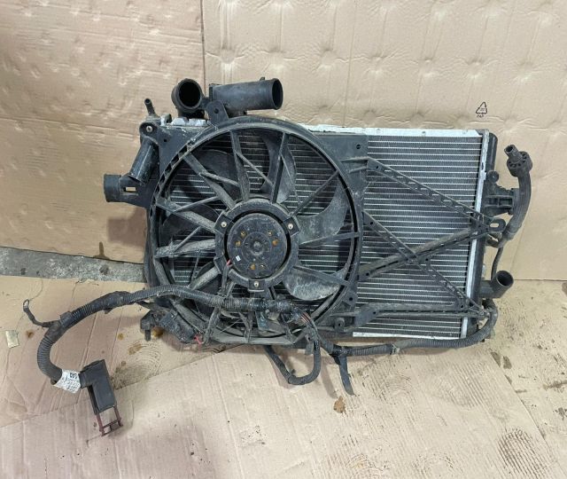 Radiator apa racire motor Opel Astra G