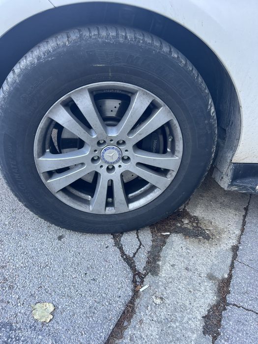 Оригинални джанти с гумите от Мерцедес W166 18’