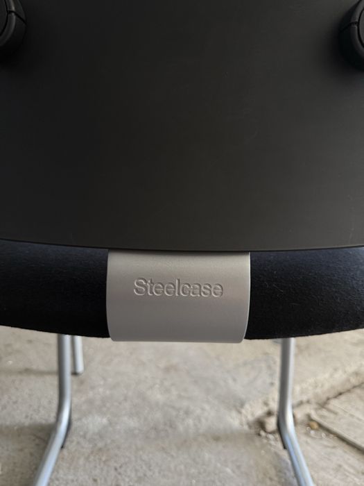 Oferta. Scaune Steelcase office/conferinta bicolor