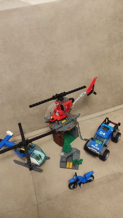 LEGO City 60174 - Полицейско управление в планината