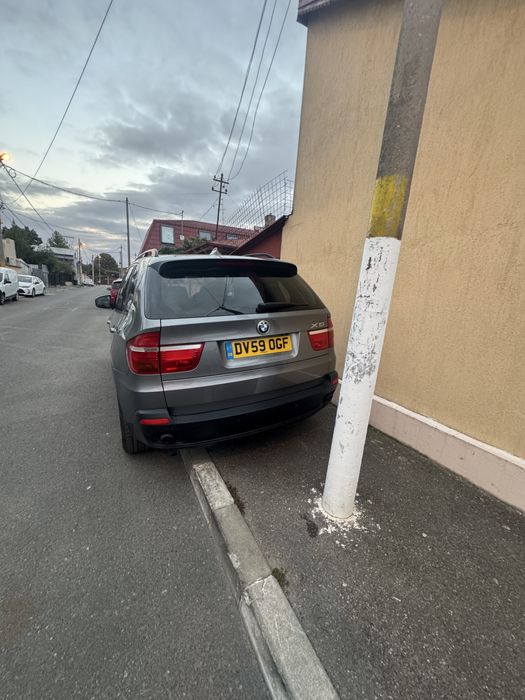 Vand Bmw X5 3.0 D volan Dreapta