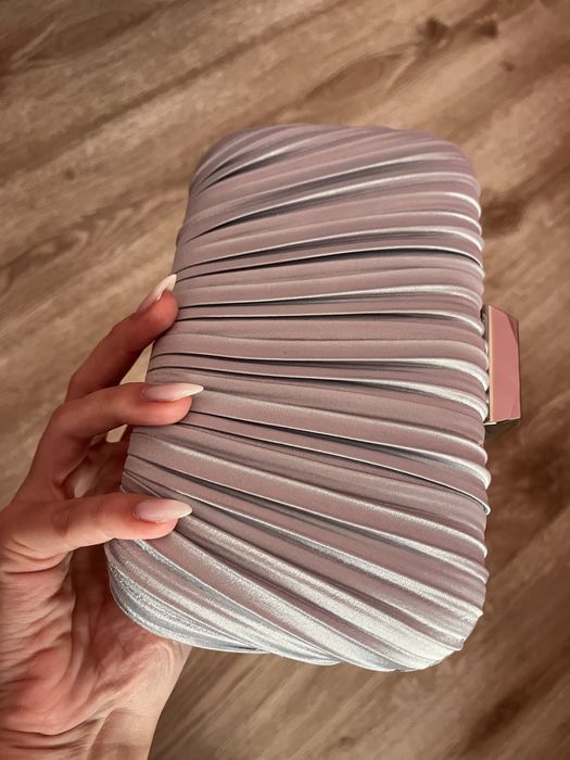 Официална сива чанта