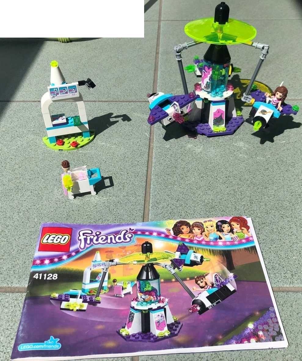 Lego Friends Calatorie spatiala in parcul de distractii (41128)