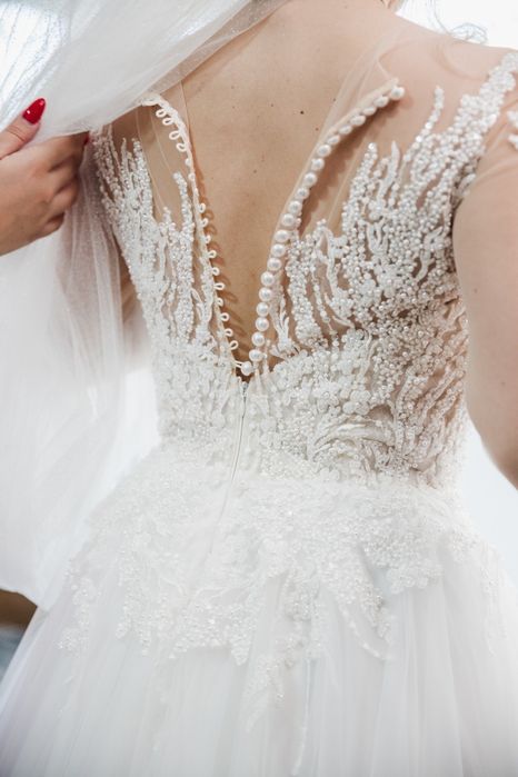 Vând rochie de mireasă