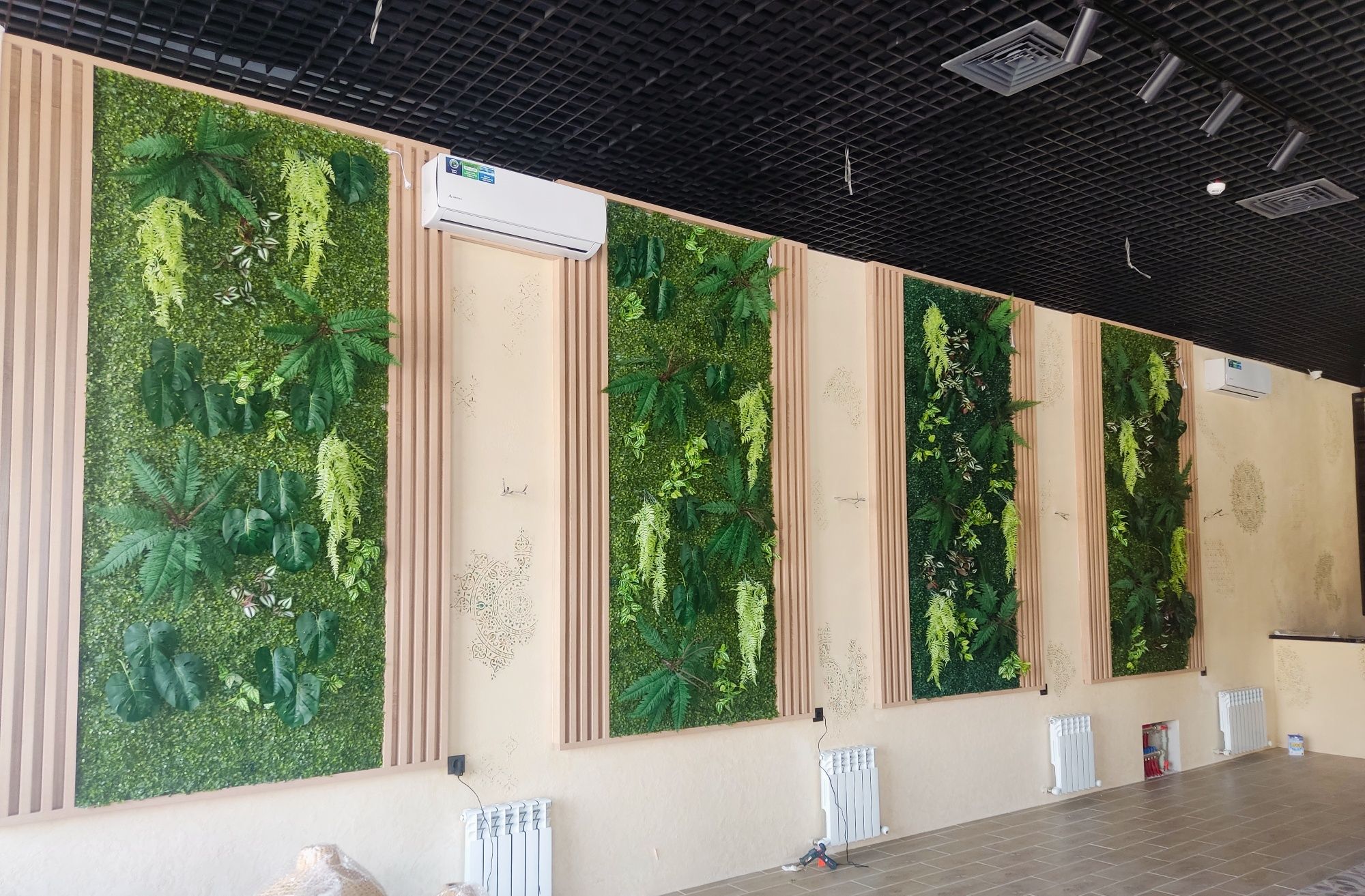 Озеленение интерьера,фито стены