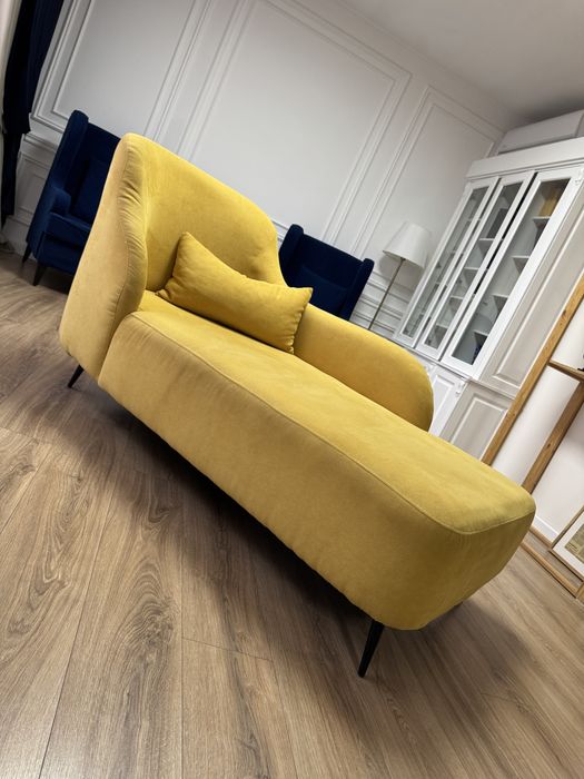 Жёлтый диван/кресло