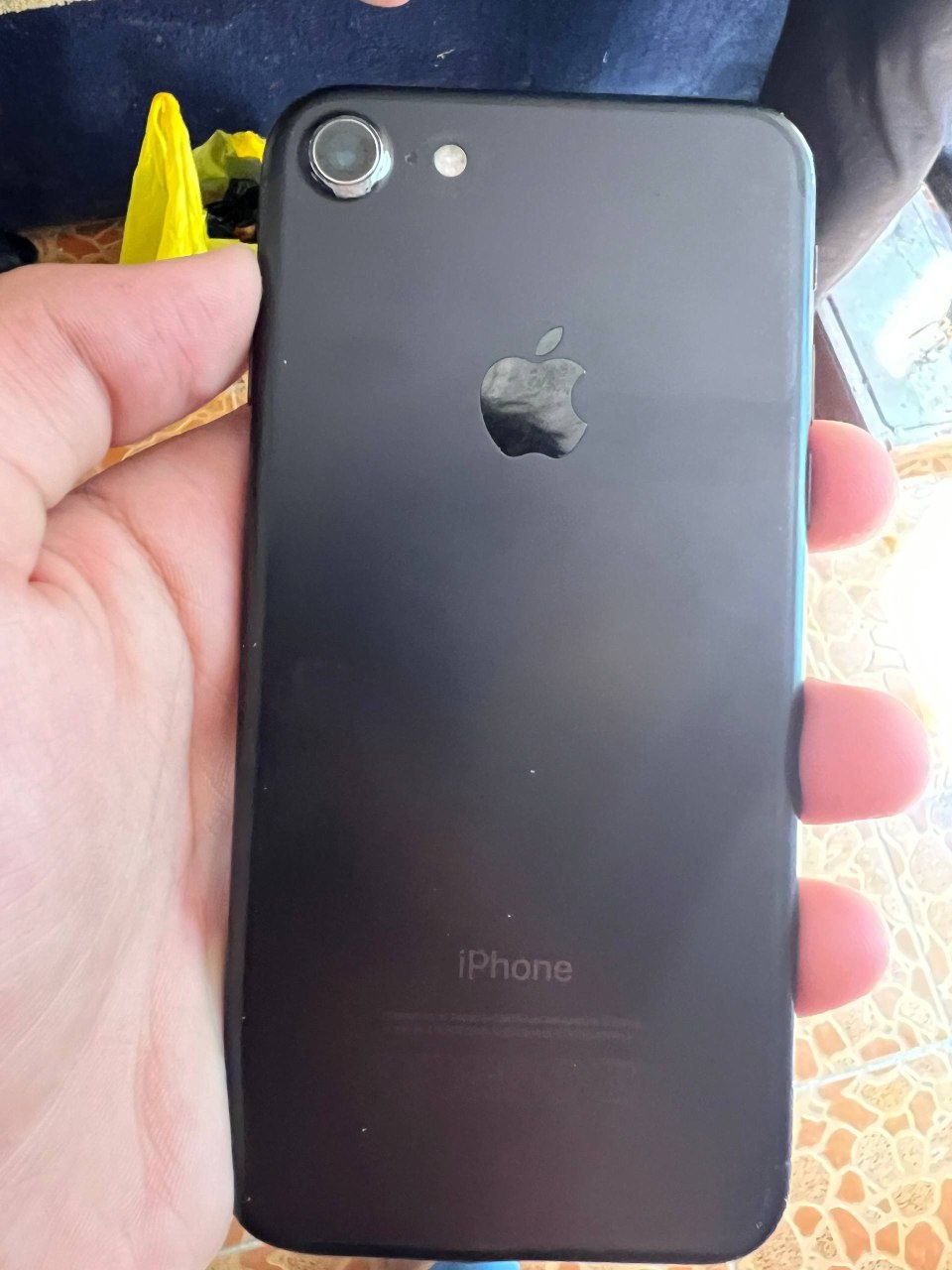phone 7 32 gb B/y