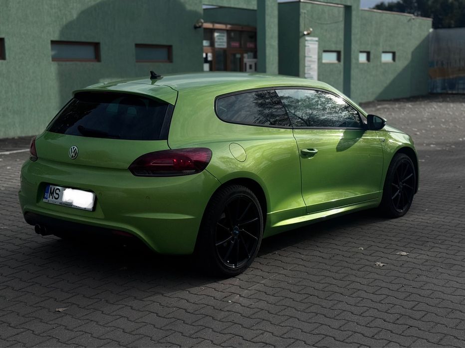 VW Scirocco R Line