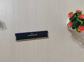 8GB DDR3 Corsair Vengeance LP CML8GX3M2A1600C10