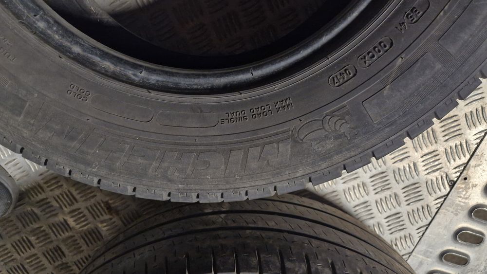 Michelin Agilis 235 65 R16C de vara pt Sprinter, Crafter, stare buna
