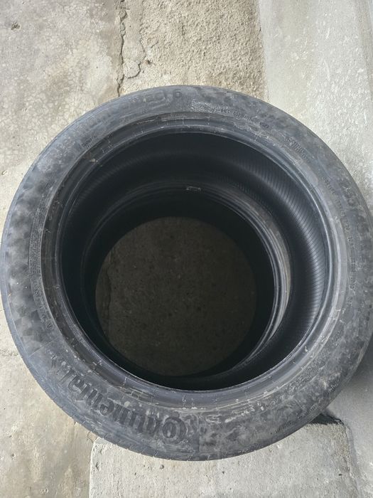 255 45 R20 continental