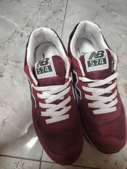 Чисто нови маратонки New balance