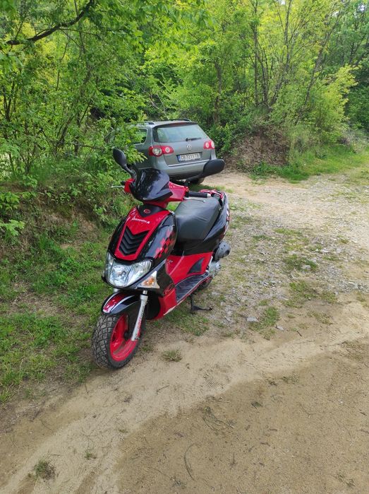 Kymco Super 9 водно охлаждане