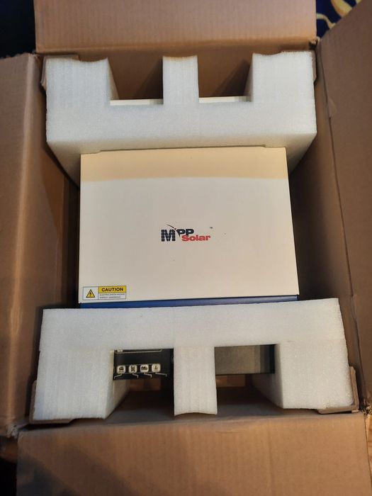 Invertor hibrit MPPSolar 5kW