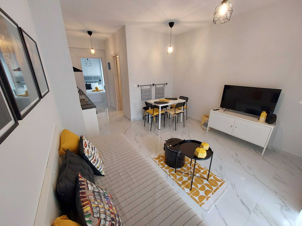 Продава се Едностаен апартамент в София, Дружба 2 - 36 кв.м за 3153 €/кв.м - Снимка #3