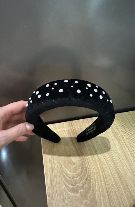 Диадема ZARA нова кадифе и перли