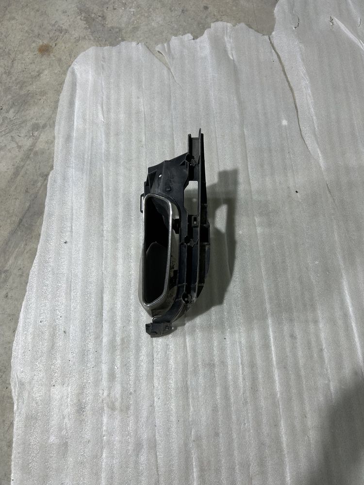 Ornament toba dreapta cu suport audi a6 c7 facelift 4g0253825p