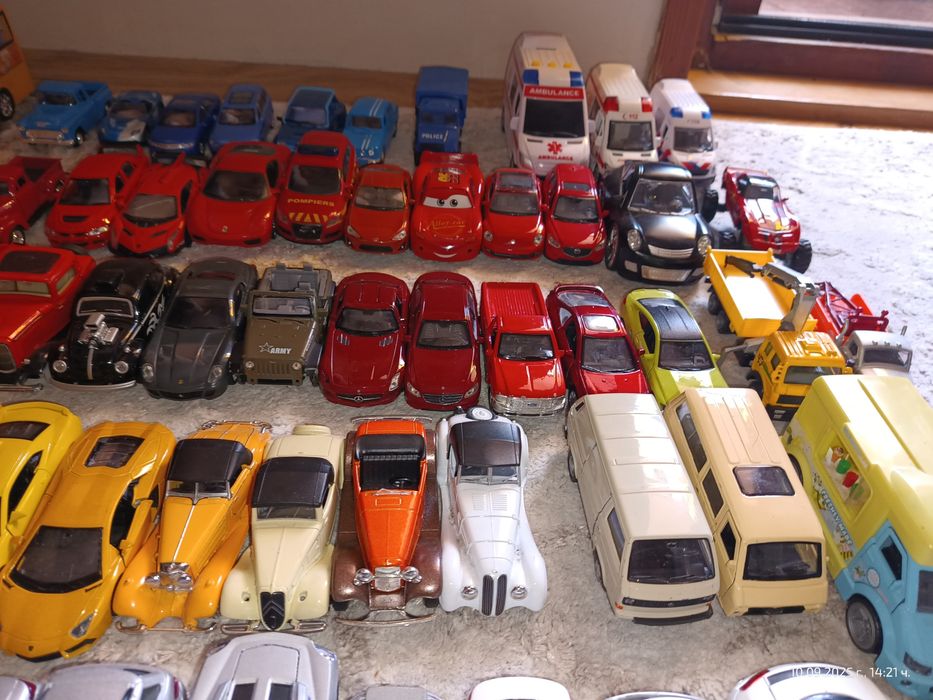 Лот метални маркови колички