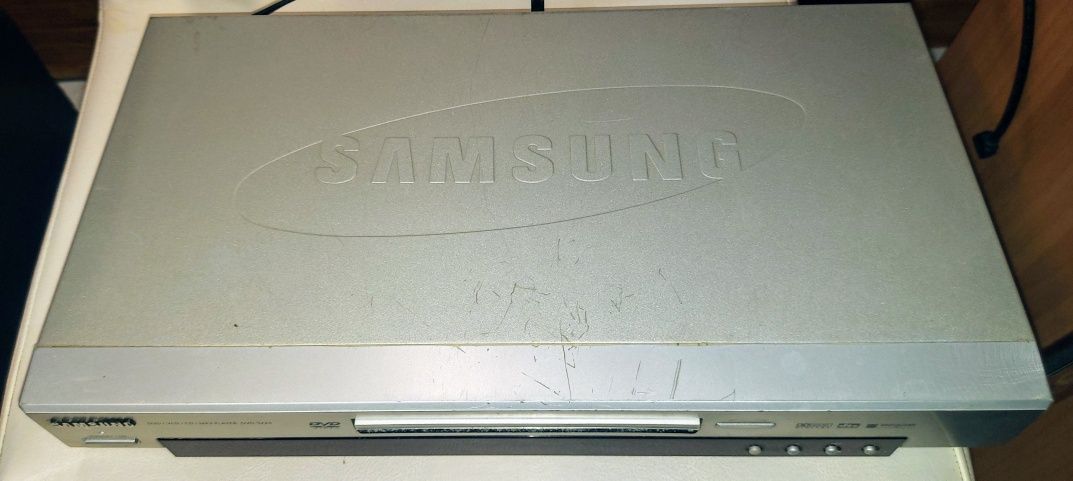 DVD Samsung модел DVD S-224