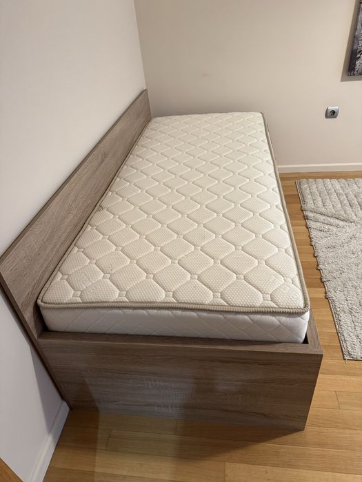 Легло двойно с два матрака