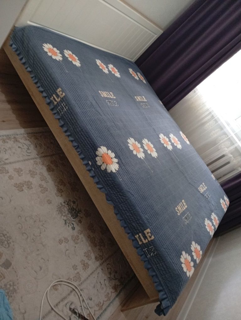 Срочно продам кровать двухспальная