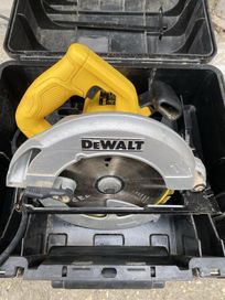 Циркуляр Dewalt 220V