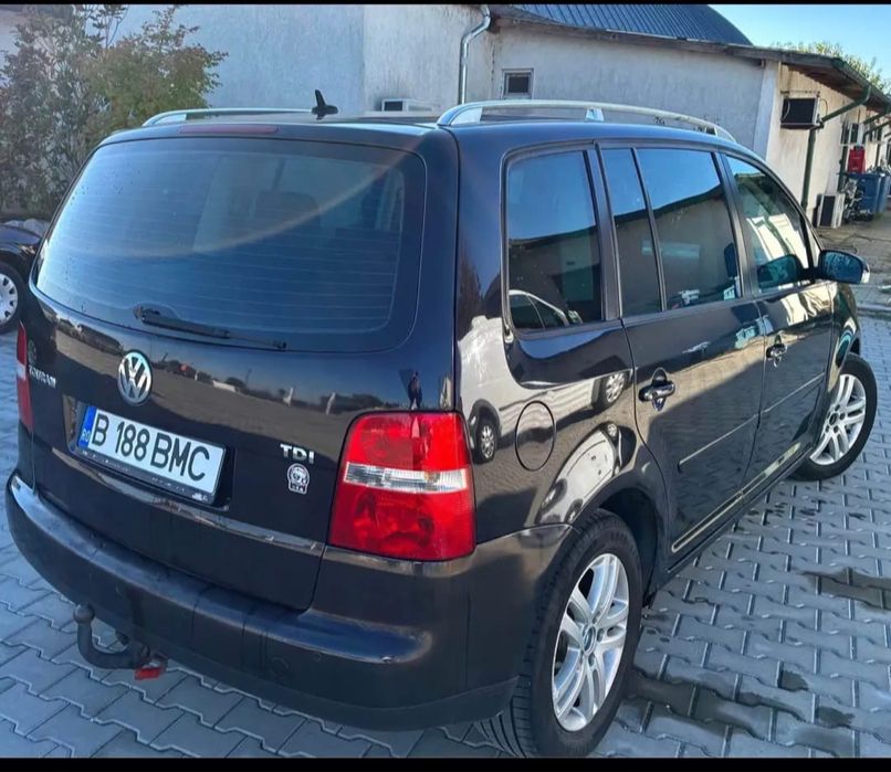 Volkswagen Touran Highline 2006 2.0 TDI 140 de cp