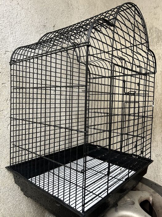 Colivie / Voliera papagal