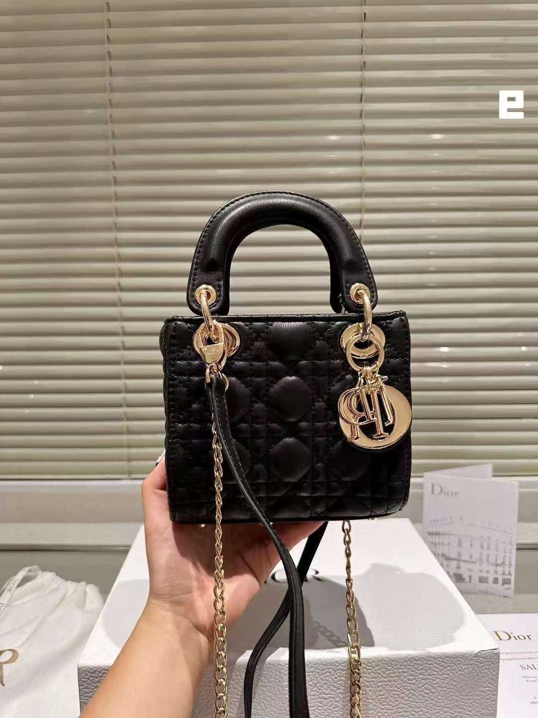 Geanta de mana dama Dior 26038