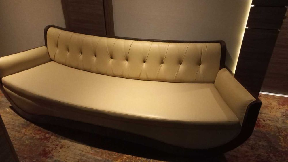 Хотелско обзавеждане - Мека мебел, маси, витрини