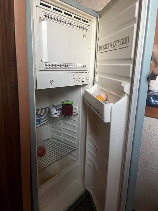 Холодильник рабочий