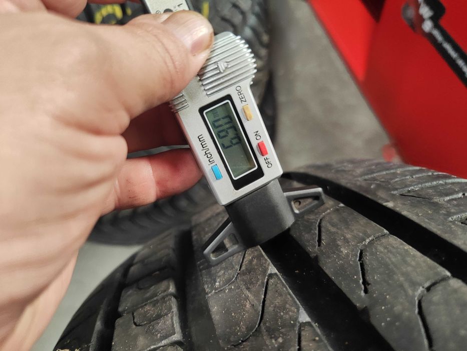 4бр. летни гуми 235/55/19 Pirelli