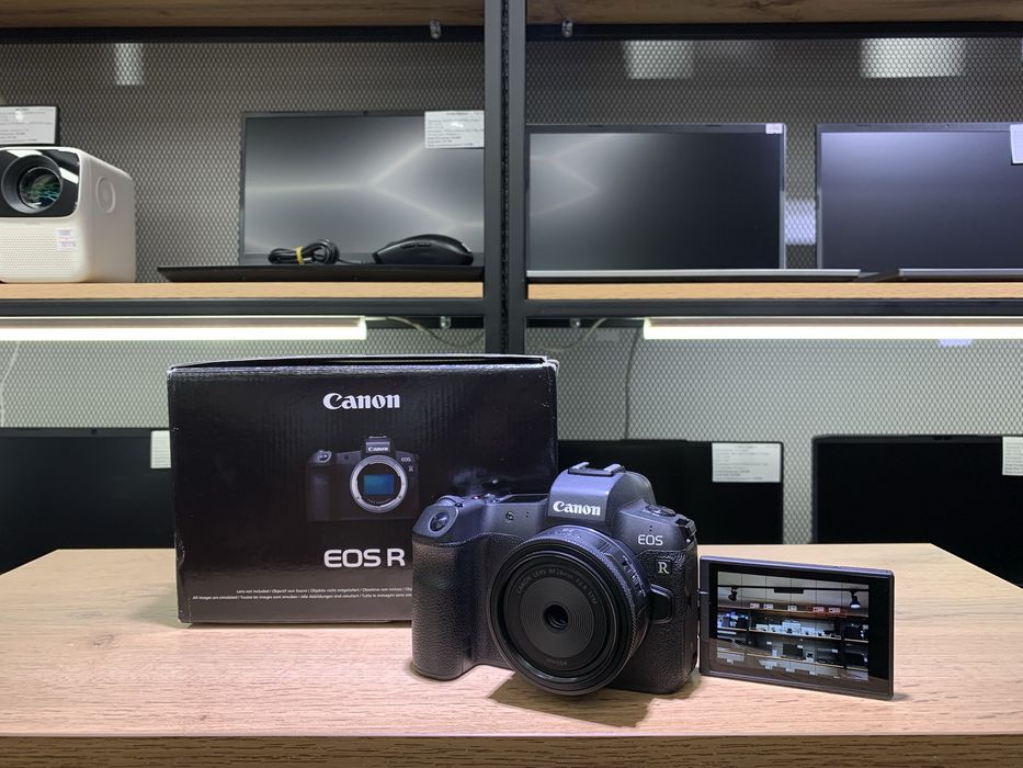 Фотокамера Canon EOS R, объектив Canon RF 28mm,10701/А10