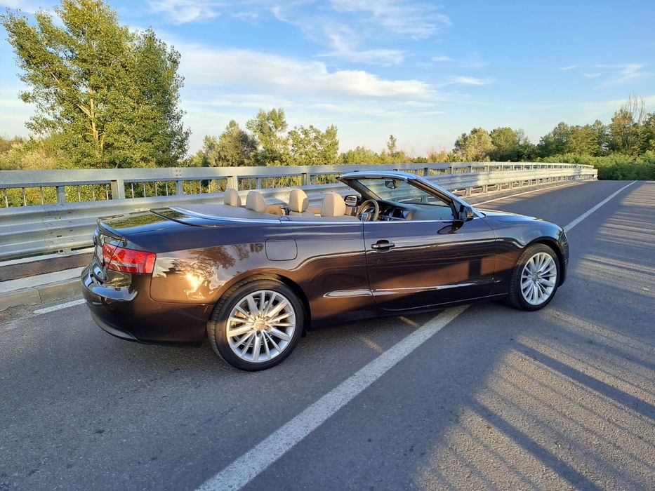 Vând Audi A5 cabrio