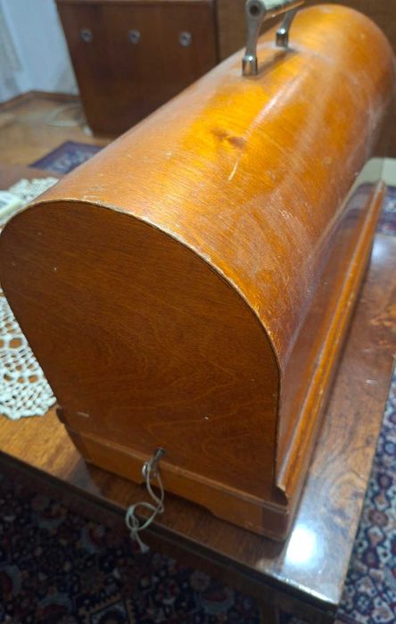 Ръчна шевна машина, много запазена