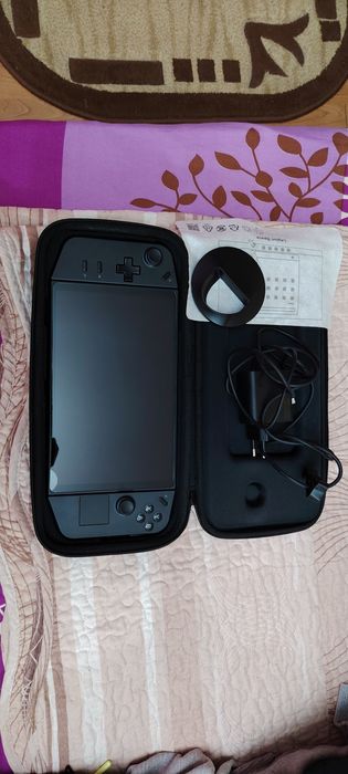 Consola portabila Legion GO(ca noua)

Stocare-512 GB
Placa video AMD R