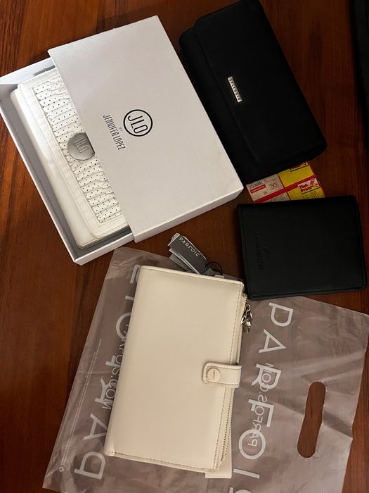 Портмонета- parfois, JLO, Daniel Hechter