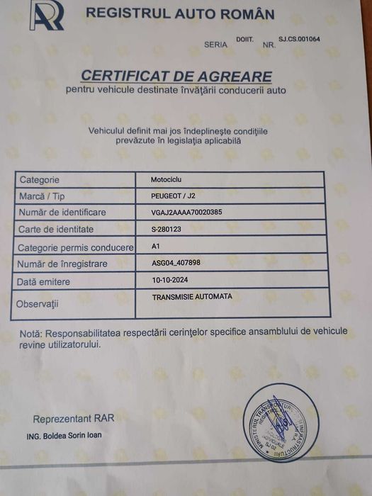 Motociclu marca Peugeot Stanley 125 cmc an 2006, omologat Scoala