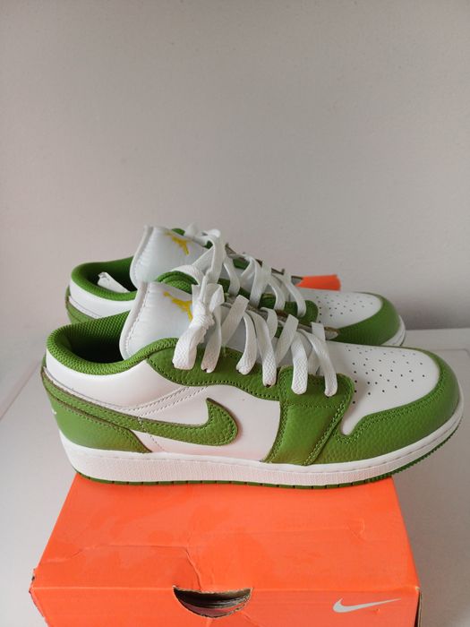 Adidasi nike jordan