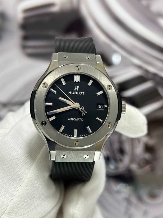Часы Hublot Classic Fusion